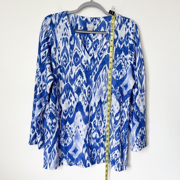 Chico's Ikat Linen Split Neck Tunic Top Womens Large Blue White Coastal Mature - Picture 5 of 9